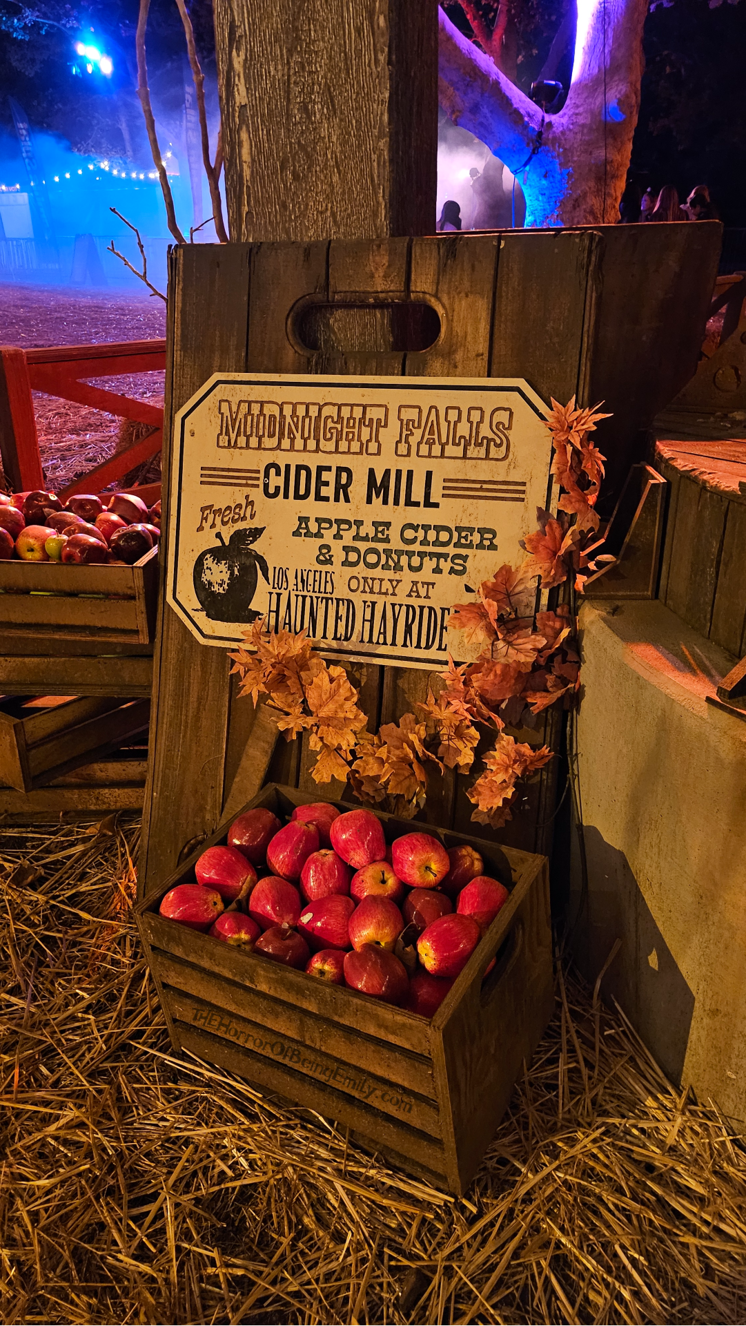 20251019_CiderMill_LAHauntedHayride_195408_Website